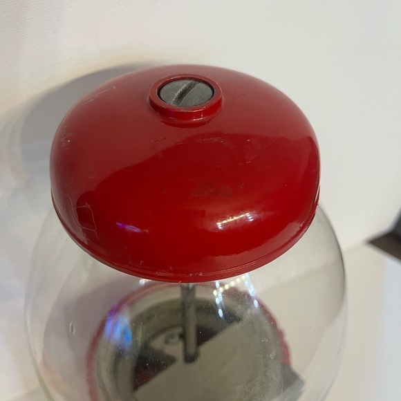 VTG carousel gumball machine - Picture 5 of 6